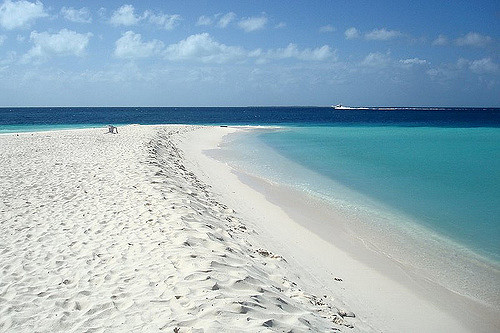 Clear waters kissing the sand on Cayo Madrisqui in Venezuela