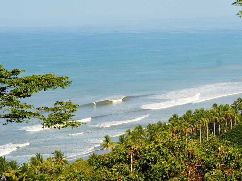 Dominical Beach