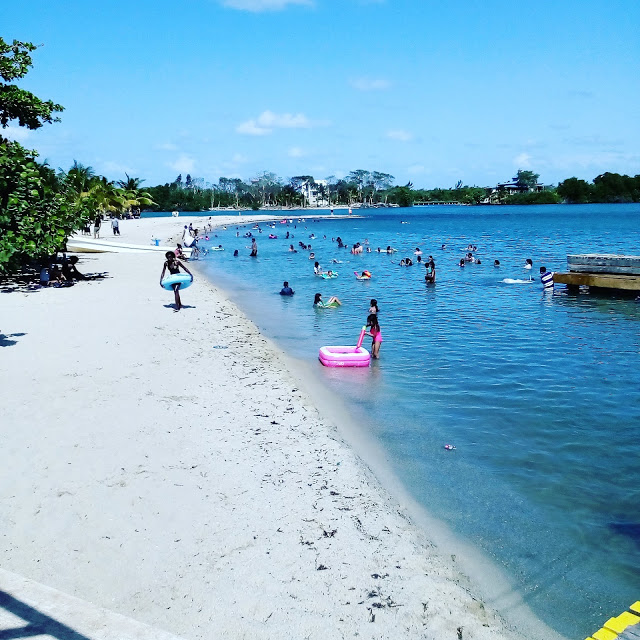 The white-sand and crystal-clear-water beach of Placencia