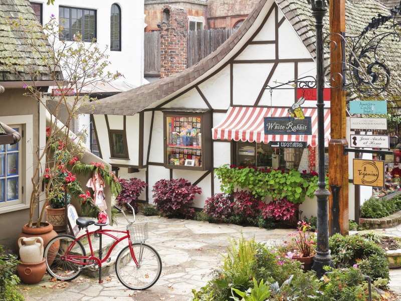 Carmel-By-The-Sea shops